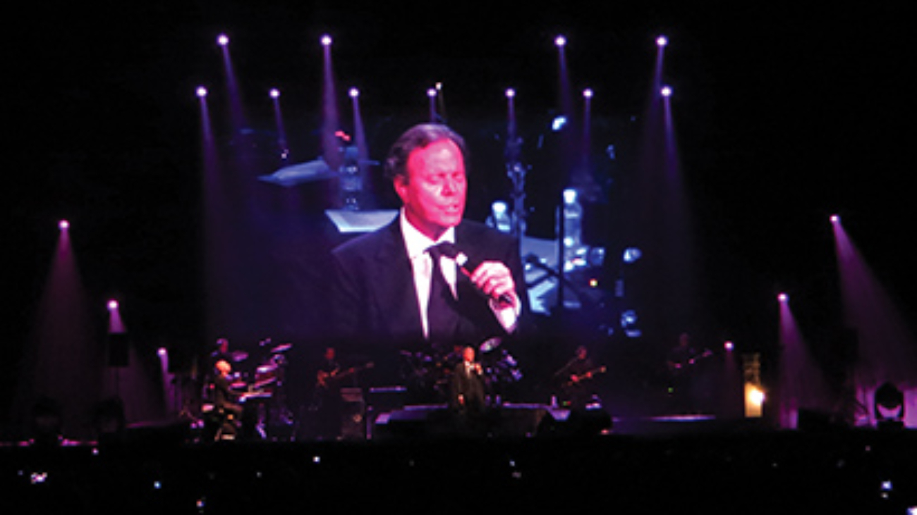 Chauvet_JulioIglesias